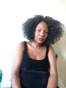 Snapshot of Mommy_Sienna chatting on May 2, 2026, 2:33 pm Mommy Sienna online show from May 2, 2026, 2:33 pm