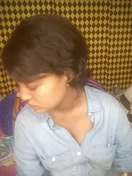 Freakingromance online show from April 9, 2026, 6:25 pm