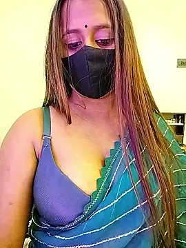 LoveLy-Soneya online show from January 10, 2026, 3:40 pm