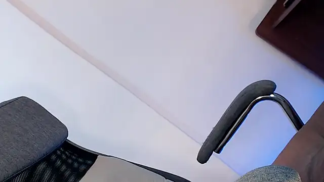 Snapshot of miss_ditey09 chatting on November 22, 2025, 12:10 am miss ditey09 online show from November 22, 2025, 12:10 am