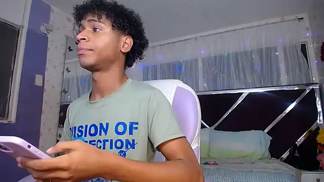 Santy bigcock 01 online show from April 21, 2026, 12:12 pm