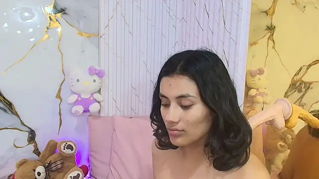 PEACHY TAY online show from May 31, 2026, 6:09 pm