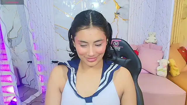 PEACHY TAY online show from June 3, 2026, 11:44 am