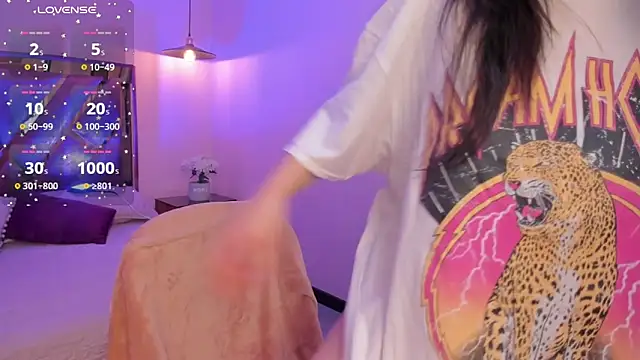 Kittyy patitas suaves online show from December 14, 2025, 2:40 am