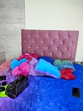 PamelaBoobs online show from April 17, 2026, 9:17 pm