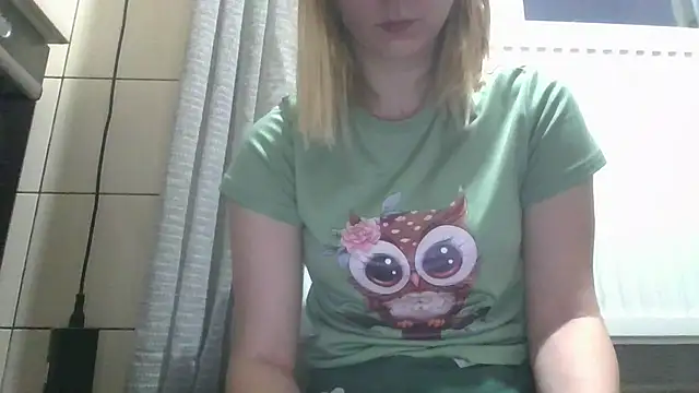 dirty sasha00 online show from April 24, 2026, 2:35 am