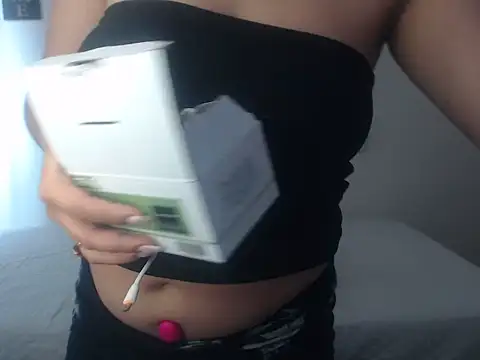 Snapshot of camila_rouswhyth chatting on November 18, 2025, 2:09 pm camila rouswhyth online show from November 18, 2025, 2:09 pm