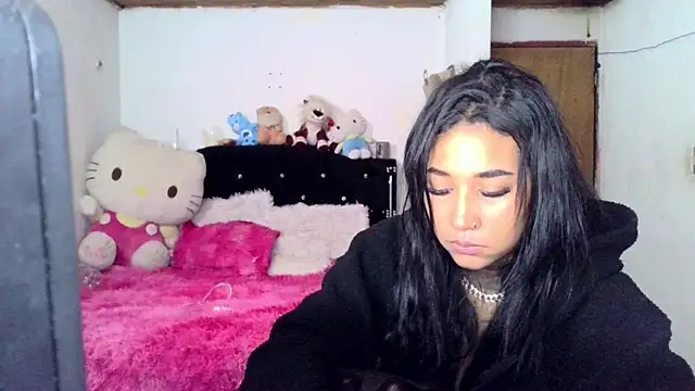Snapshot of lyam_ebony_ chatting on April 15, 2026, 6:08 am lyam ebony online show from April 15, 2026, 6:08 am