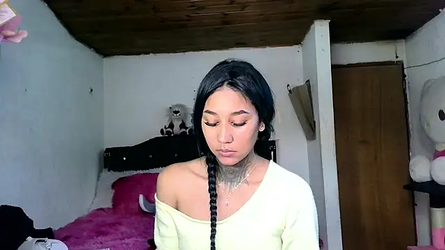 Snapshot of lyam_ebony_ chatting on May 1, 2026, 2:00 pm lyam ebony online show from May 1, 2026, 2:00 pm