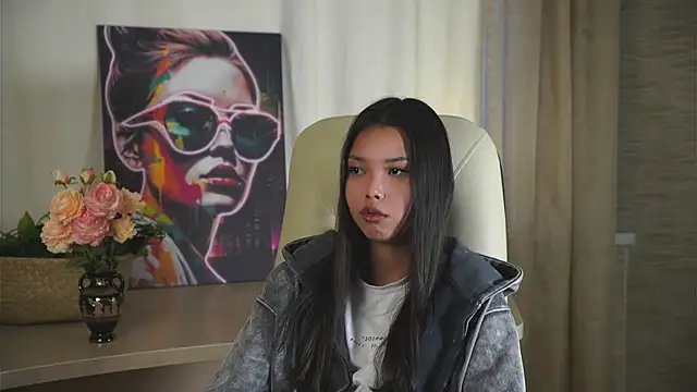 ArdelleRas online show from November 5, 2025, 5:10 am