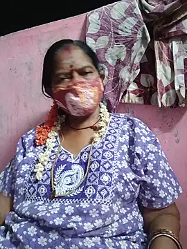 Snapshot of savithasree chatting on June 4, 2026, 8:35 pm savithasree online show from June 4, 2026, 8:35 pm