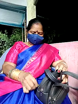 Snapshot of savithasree chatting on April 25, 2026, 5:10 pm savithasree online show from April 25, 2026, 5:10 pm