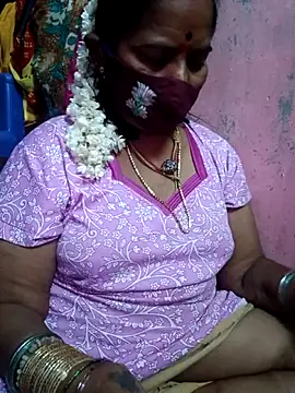 Snapshot of savithasree chatting on May 18, 2026, 4:34 pm savithasree online show from May 18, 2026, 4:34 pm