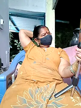 Snapshot of savithasree chatting on April 24, 2026, 4:20 pm savithasree online show from April 24, 2026, 4:20 pm
