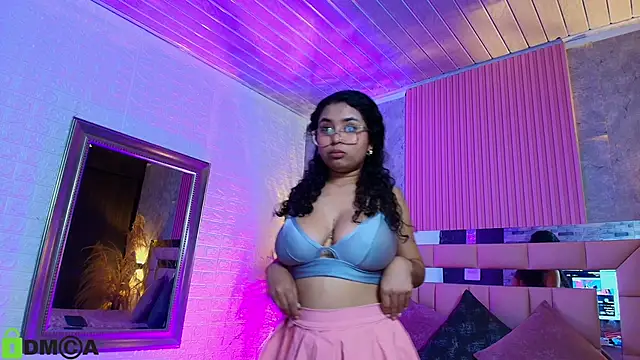 Snapshot of griselle_rousse chatting on February 27, 2026, 10:42 pm griselle rousse online show from February 27, 2026, 10:42 pm