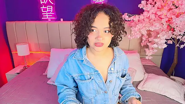  sarahRose online show from February 10, 2026, 3:27 am