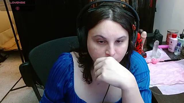 Snapshot of Salacious_Sage chatting on February 13, 2026, 11:38 pm Salacious Sage online show from February 13, 2026, 11:38 pm