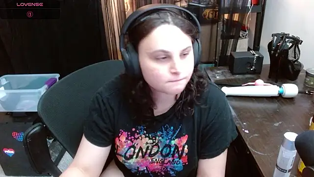 Snapshot of Salacious_Sage chatting on February 23, 2026, 9:59 pm Salacious Sage online show from February 23, 2026, 9:59 pm