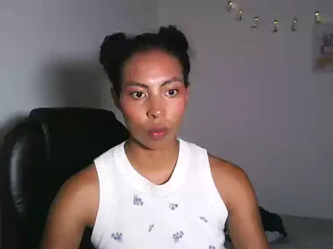 Snapshot of samy_ros chatting on November 14, 2025, 10:13 pm samy ros online show from November 14, 2025, 10:13 pm