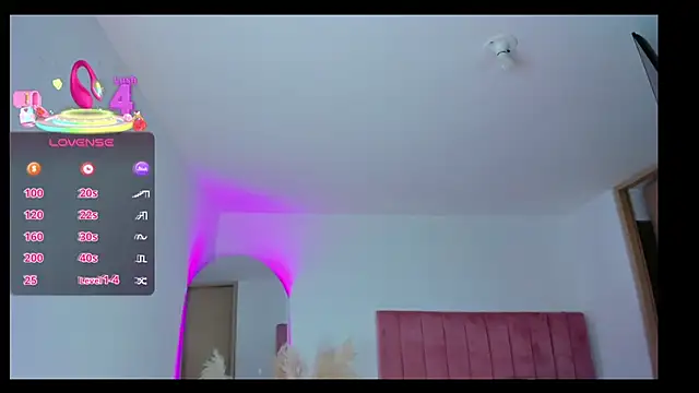 Janettcruz online show from November 14, 2025, 9:07 pm