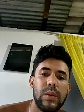 Snapshot of julian27ruiz chatting on November 4, 2025, 10:46 pm julian27ruiz online show from November 4, 2025, 10:46 pm