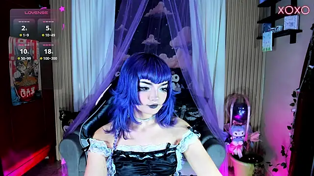Snapshot of ravencollen chatting on July 18, 2026, 10:29 pm ravencollen online show from July 18, 2026, 10:29 pm