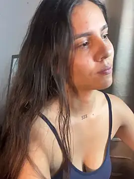 alisaa jhons1 online show from April 11, 2026, 12:18 am