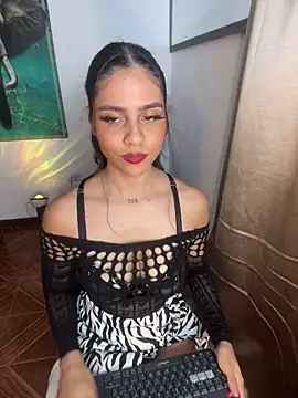 alisaa jhons1 online show from March 30, 2026, 2:35 am