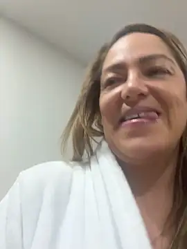 kamila Vixen online show from November 5, 2025, 7:28 pm