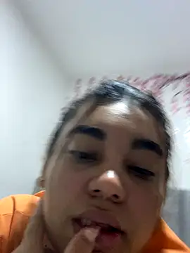 Anny arango1 online show from December 15, 2025, 3:34 am