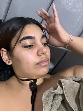 Snapshot of Anny_arango1 chatting on July 21, 2026, 4:25 am Anny arango1 online show from July 21, 2026, 4:25 am