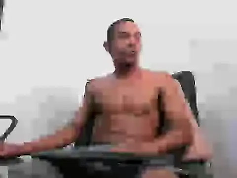 Snapshot of BadBoyCam chatting on November 9, 2025, 11:53 pm BadBoyCam online show from November 9, 2025, 11:53 pm