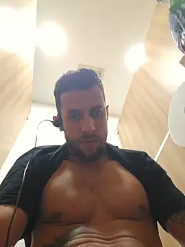 lucweed online show from April 11, 2026, 2:10 pm