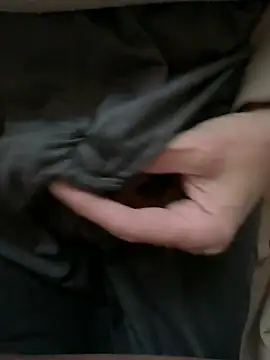 Snapshot of houkeiboy78 chatting on February 22, 2026, 9:27 pm houkeiboy78 online show from February 22, 2026, 9:27 pm