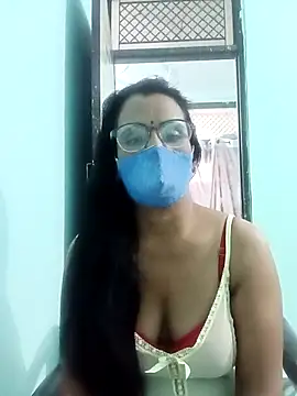 sanjana077 online show from November 23, 2025, 4:55 am