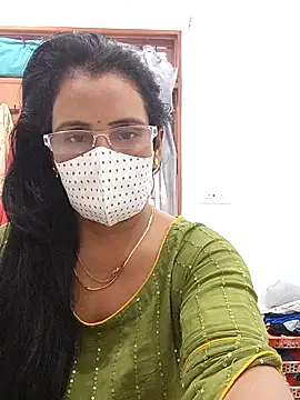 sanjana077 online show from April 14, 2026, 2:38 am