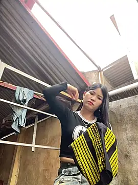 Snapshot of Beolulu chatting on February 4, 2026, 4:51 am Beolulu online show from February 4, 2026, 4:51 am