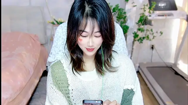 tutumissy online show from November 27, 2025, 6:47 am