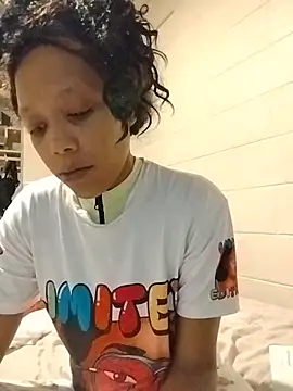 SITHANDRAH online show from November 18, 2025, 9:51 pm