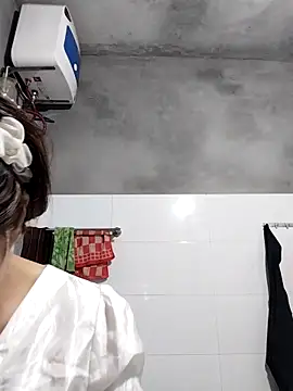 Qoine392 online show from January 17, 2026, 9:51 pm