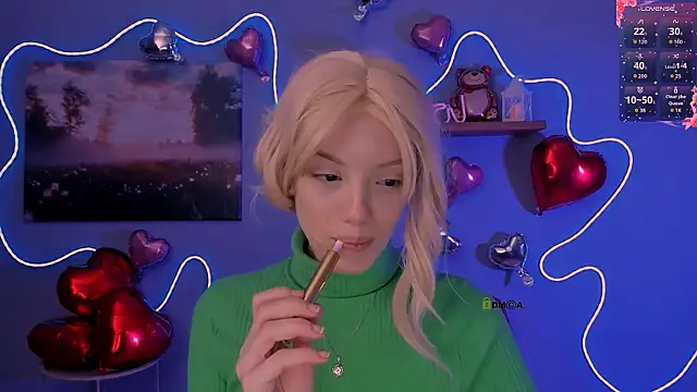 Snapshot of mia_starrr_ chatting on February 15, 2026, 8:19 pm mia starrr online show from February 15, 2026, 8:19 pm