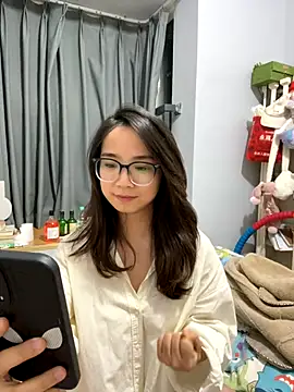 Snapshot of Hmm_0303 chatting on November 30, 2025, 2:40 pm Hmm 0303 online show from November 30, 2025, 2:40 pm