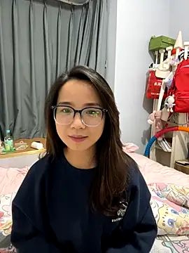 Snapshot of Hmm_0303 chatting on December 1, 2025, 3:13 pm Hmm 0303 online show from December 1, 2025, 3:13 pm