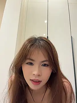 Snapshot of yang888403 chatting on May 26, 2026, 8:34 am yang888403 online show from May 26, 2026, 8:34 am