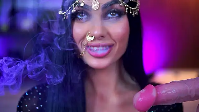 RavennaDArcy online show from February 18, 2026, 7:54 pm