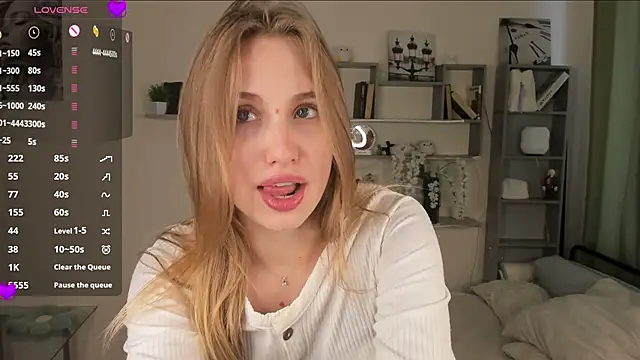 TawnyaVanschaick online show from February 6, 2026, 11:17 am