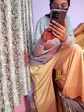 Student12th online show from December 14, 2025, 4:56 pm