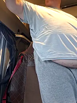 Snapshot of Grase44 chatting on November 23, 2025, 2:38 pm Grase44 online show from November 23, 2025, 2:38 pm