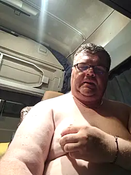 Snapshot of Grase44 chatting on November 29, 2025, 10:43 pm Grase44 online show from November 29, 2025, 10:43 pm