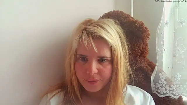 HornyElena online show from May 8, 2026, 10:19 am